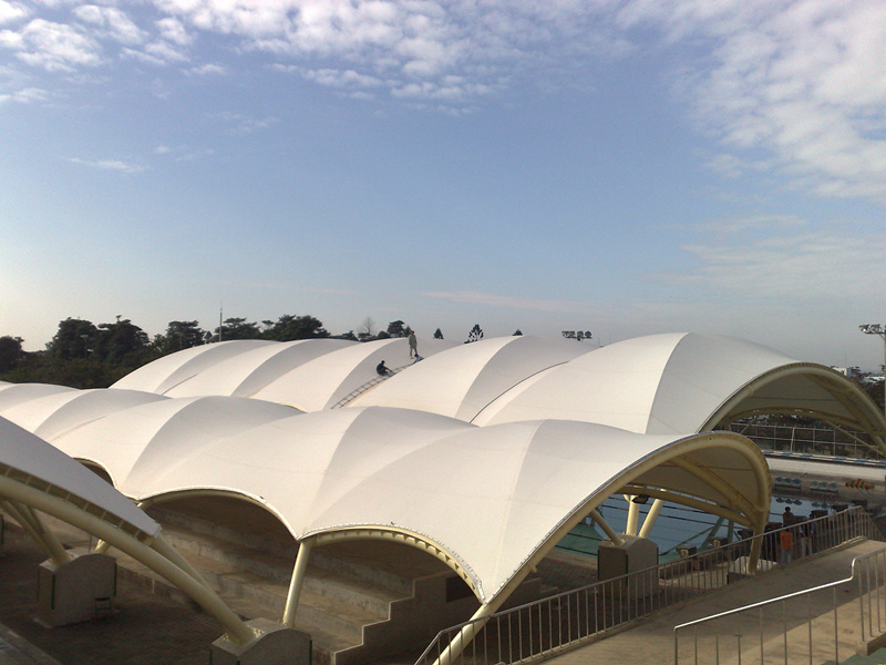 Universal Fabric Structures