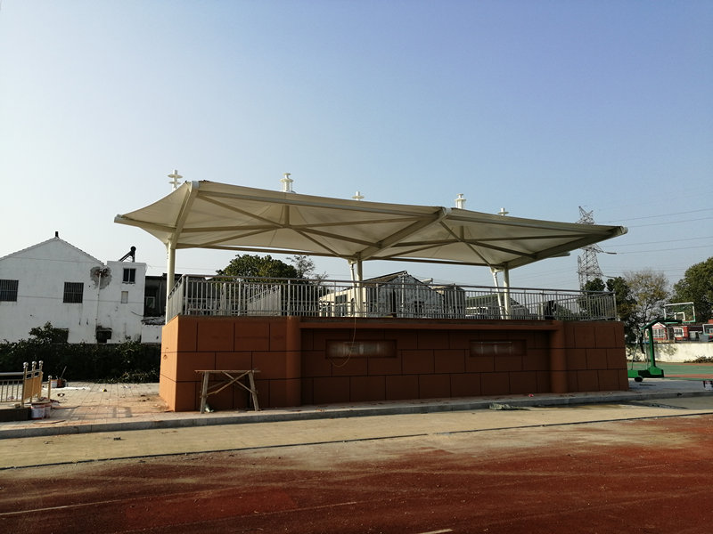 stadium roof design